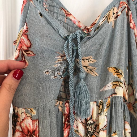 Floral Dress with Tie Up Back - Picture 5 of 8